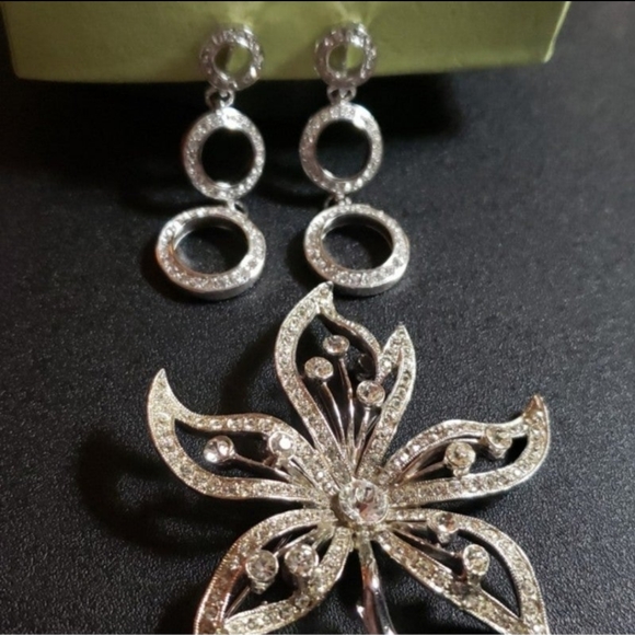 Vintage Kenneth J. Lane brooch and matching earrings-FINAL - Picture 2 of 7